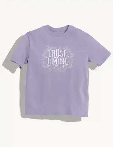 Trust the timing of your life  Unisex Oversized T-shirt - Lavender - XS