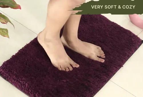 Zarisi Manhattan Soft & Cozy Microfibre Bath Mat for Bathroom and Kitchen, Anti Slip - 40x60 Cm (Wine)